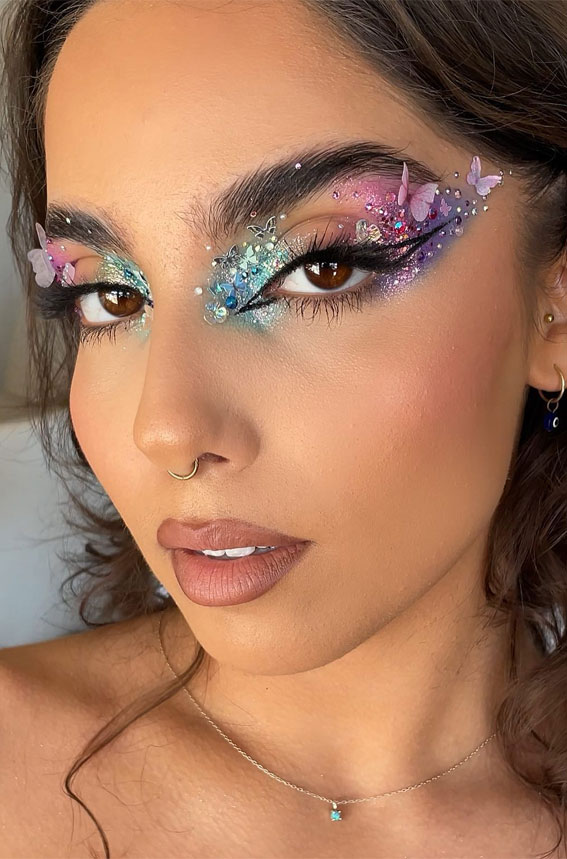 35 Festival-Ready Makeup Inspirations : Whimsy Spring Dream