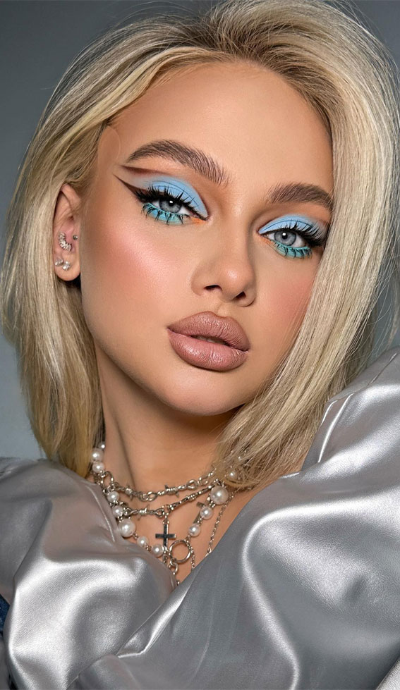 35 Festival-Ready Makeup Inspirations : Blue and Brown Combo