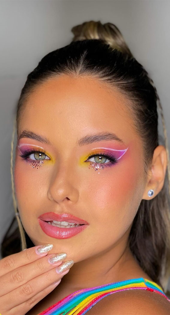 35 Festival-Ready Makeup Inspirations : White Graphic Lines + Pastel Pop