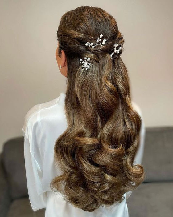 Prom Hairstyles for a Night to Remember : Elegant Twisted Half Up Soft Waves