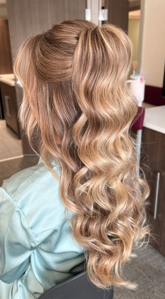 Prom Hairstyles for a Night to Remember : Bronde Half Pony Half Up