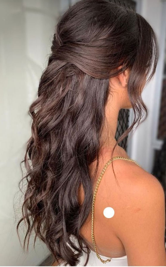 Prom Hairstyles for a Night to Remember : Brunette Effortless Half Up