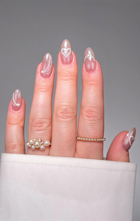Captivating Valentine’s Day Nail Designs : Shimmery & Glazed Pearl Nails