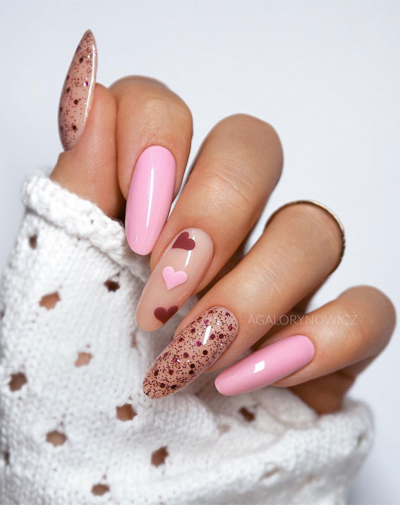 Captivating Valentine’s Day Nail Designs : Speckled Brown, Nude & Pink Nails