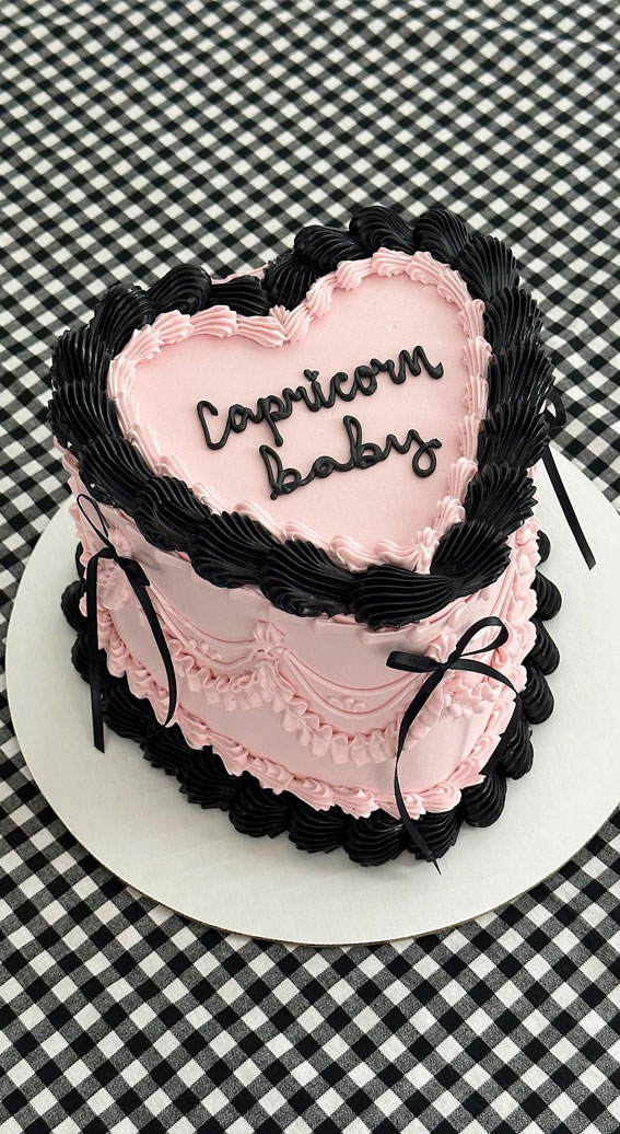 30 Celebrate Cake Ideas for Every Occasion : Black and Pink Cake + Black Bows