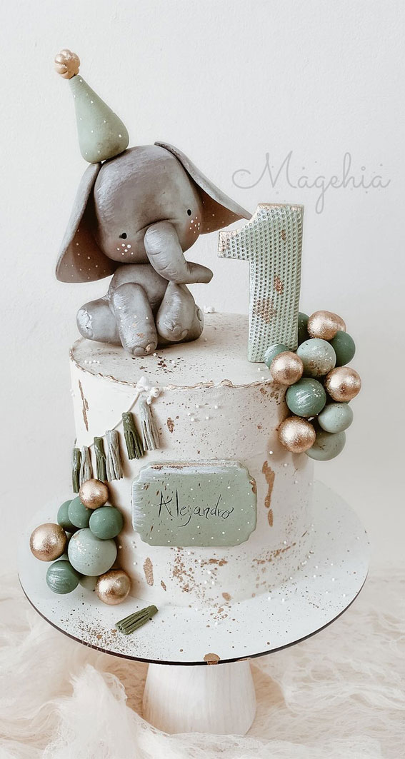 35 Adorable Birthday Cake Ideas for Little Ones : Baby Elephant Birthday Cake