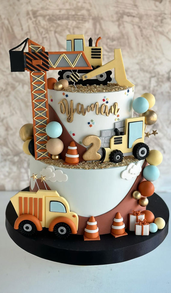 35 Adorable Birthday Cake Ideas for Little Ones : Construction Theme Cake