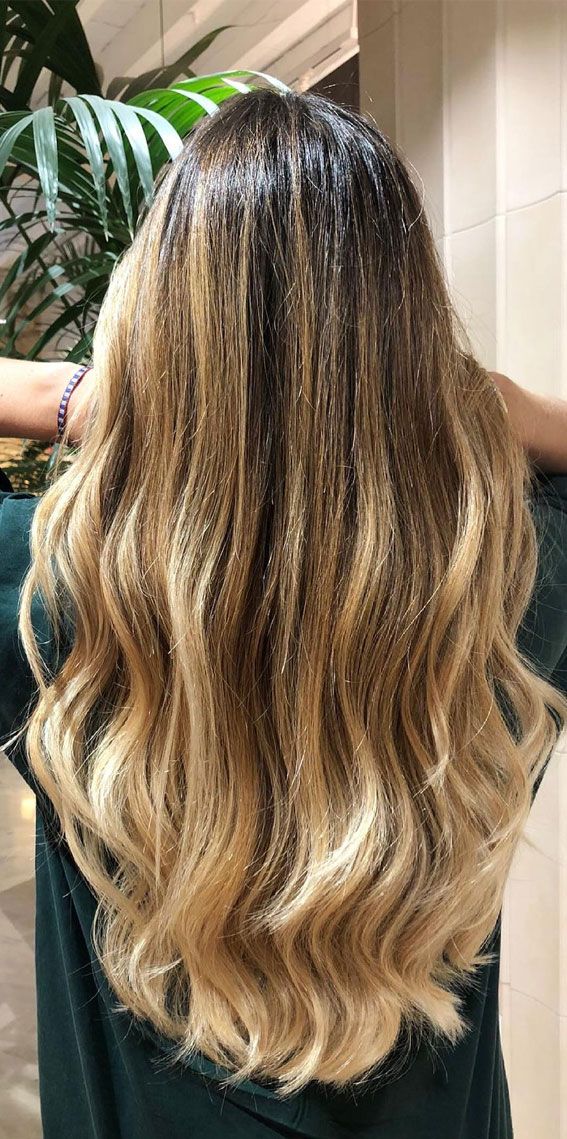 Fresh Hair Colour Ideas to Welcome the Season : Butter Blonde Balayage Dark Roots