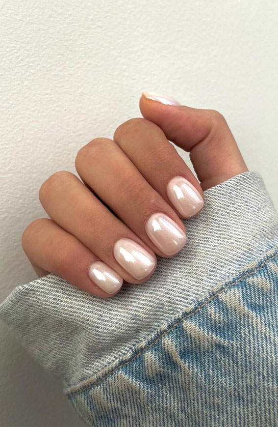Creative Nail Concepts for Your Next Manicure : Pearl Short Nails