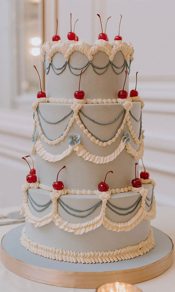 40 Inspiring Wedding Cake Creations : Playful Vintage Wedding Cake