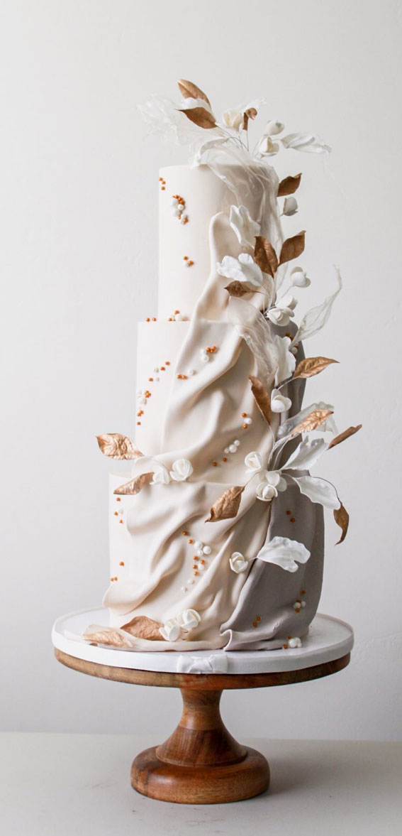 40 Inspiring Wedding Cake Creations : Opulent Monochrome Draped Delight