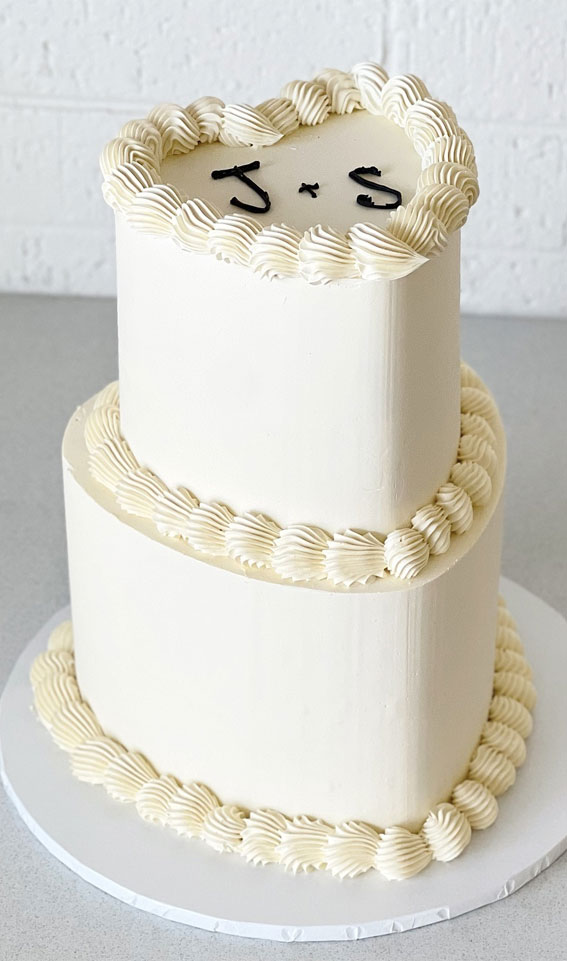 40 Inspiring Wedding Cake Creations : Retro Heart Cake