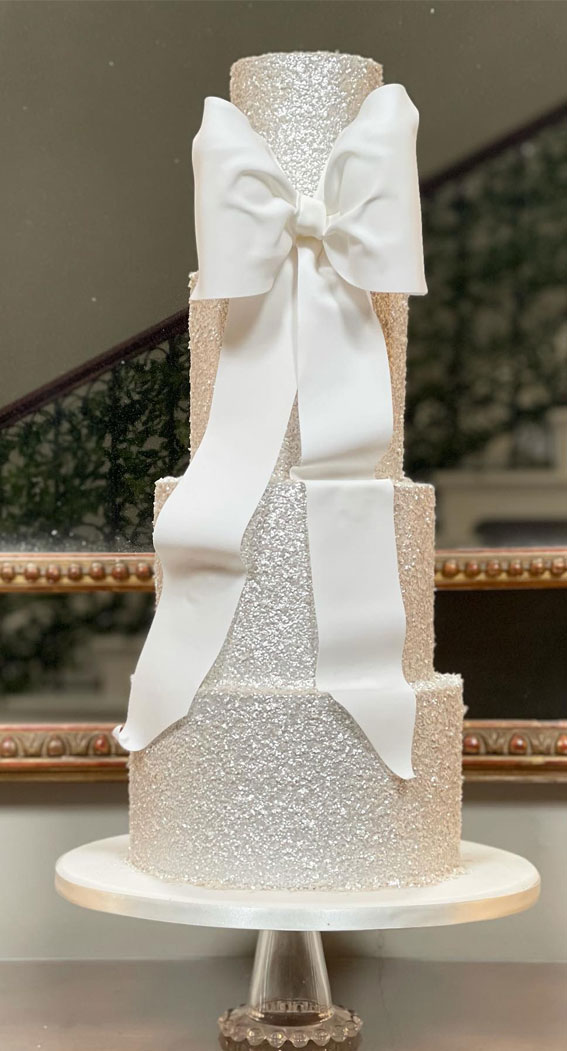 bow wedding cake, sparkly wedding cake, wedding cake, wedding cake designs, wedding cake ideas, wedding cake trends, simple wedding cake, elegant wedding