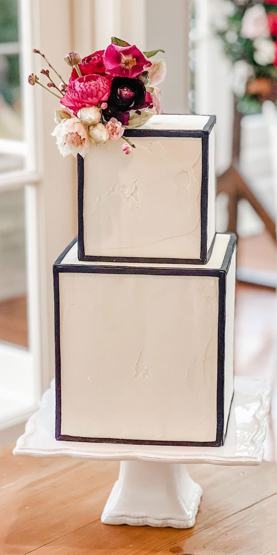 square white wedding cake, wedding cake designs, wedding cake ideas, wedding cake trends, simple wedding cake, elegant wedding cake, wedding trends, monochrome cake, Elegant Monochrome Cake, elegant white cake