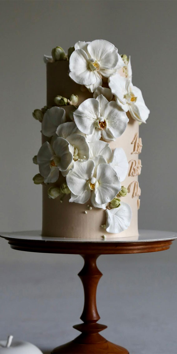 50 Birthday Cake Ideas for Every Celebration : Orchid Cake