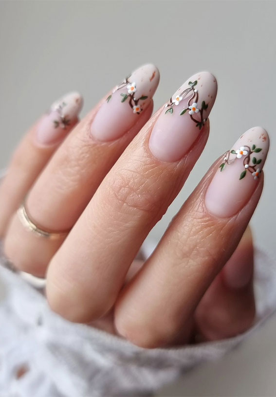 30 Easter Nail Art Designs That Dazzle : Floral Chain Tip Nails