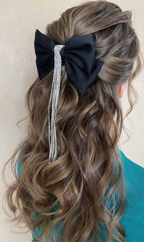 40 Half Up Half Down Hairstyles The Perfect Balance of Sophistication : Voluminous Half-Up Bow