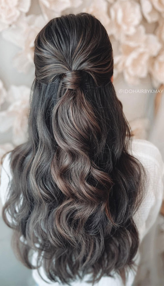 40 Half Up Half Down Hairstyles The Perfect Balance of Sophistication : Chic Simplicity Half Up