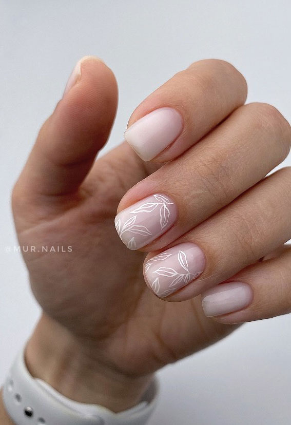 30 Minimalist Nails That’re Proved Less is More : White Leave Nude Nails