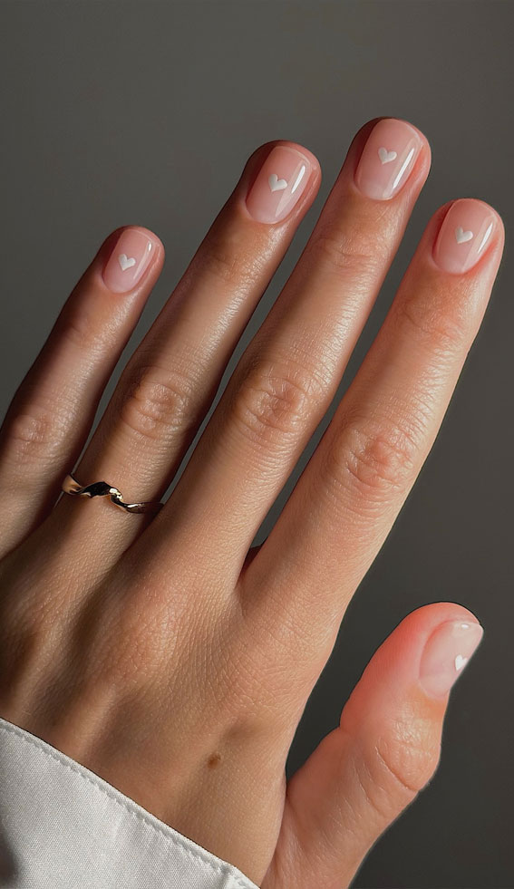 30 Minimalist Nails That’re Proved Less is More : White Heart Charming Manicure