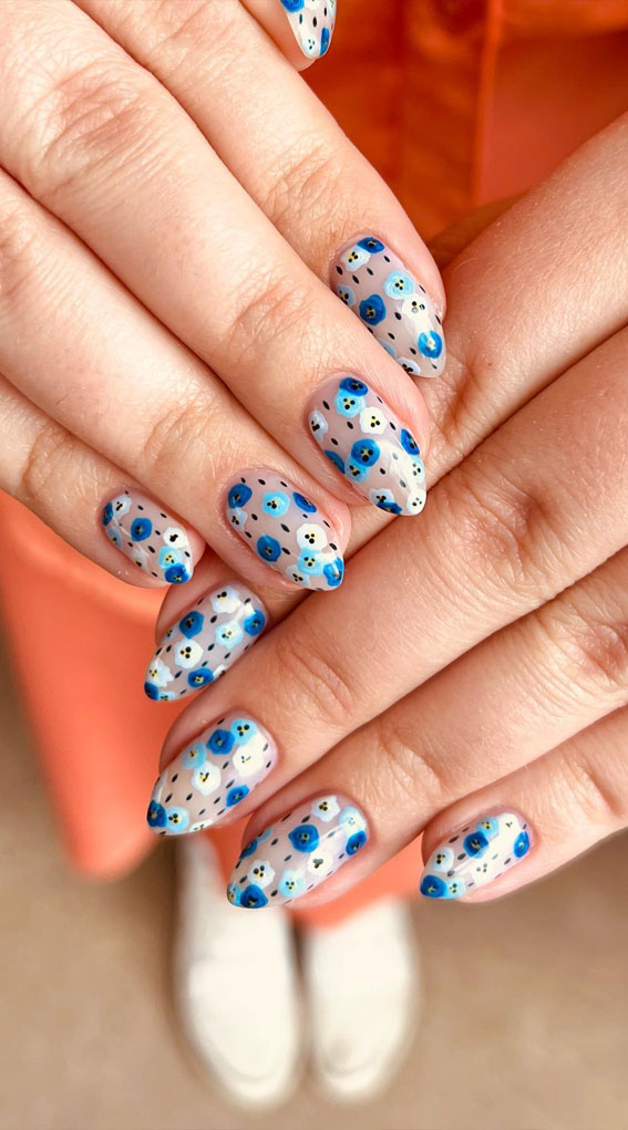 35 Trendsetting Nail Designs for the Season : Spring Blue Floral Nails
