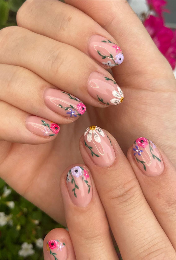 35 Trendsetting Nail Designs for the Season : Mixed Floral Tip Nude Gel Nails