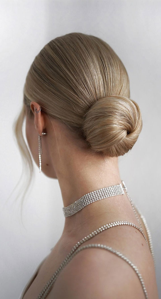 35 Creative Hairdos for Every Occasion : Sophisticated Sleek Low Bun
