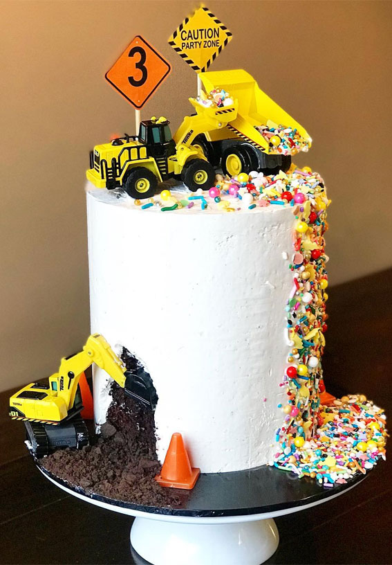20 Digger-Themed Birthday Cake Ideas : Sprinkle & Digger Cake
