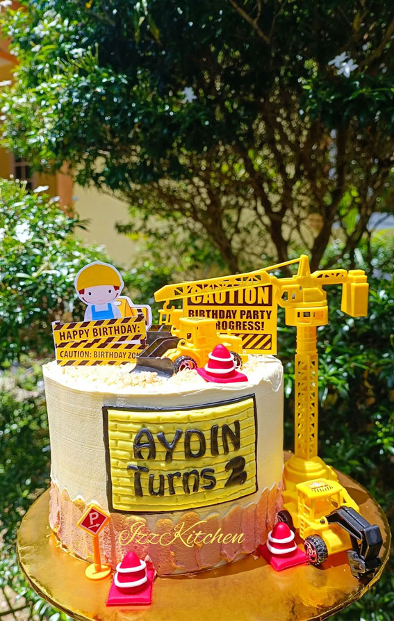 20 Digger-Themed Birthday Cake Ideas : 2nd Birthday Construction Cake