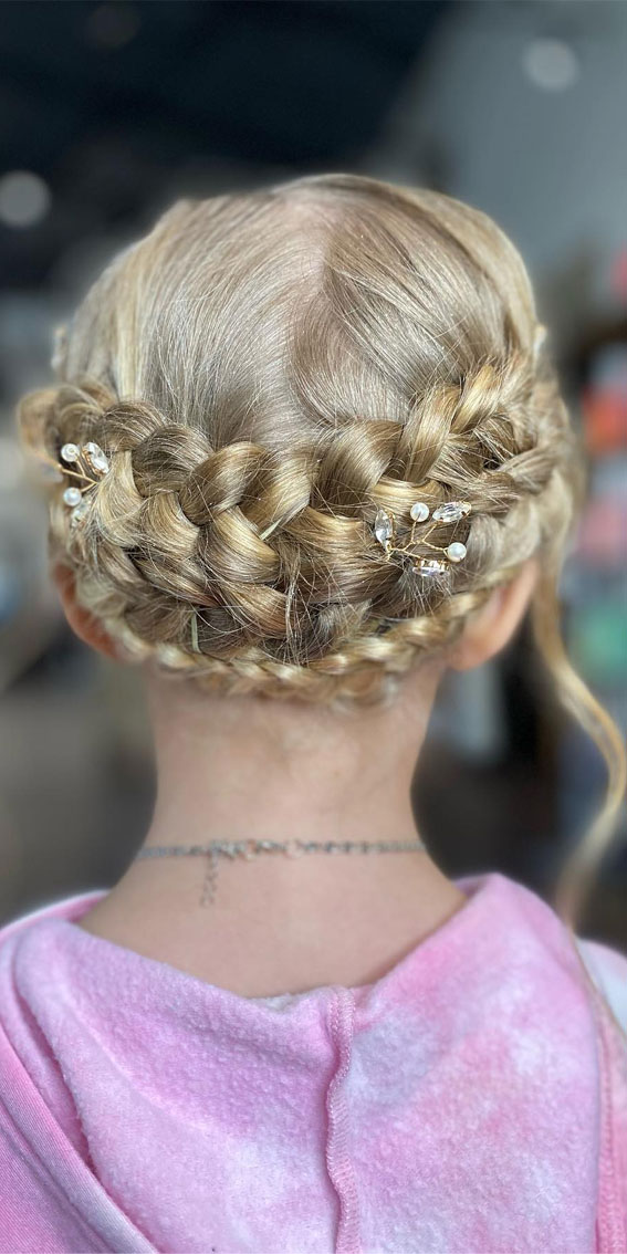 28 Enchanting Flower Girl Hairstyles : Halo Braid with Headpiece