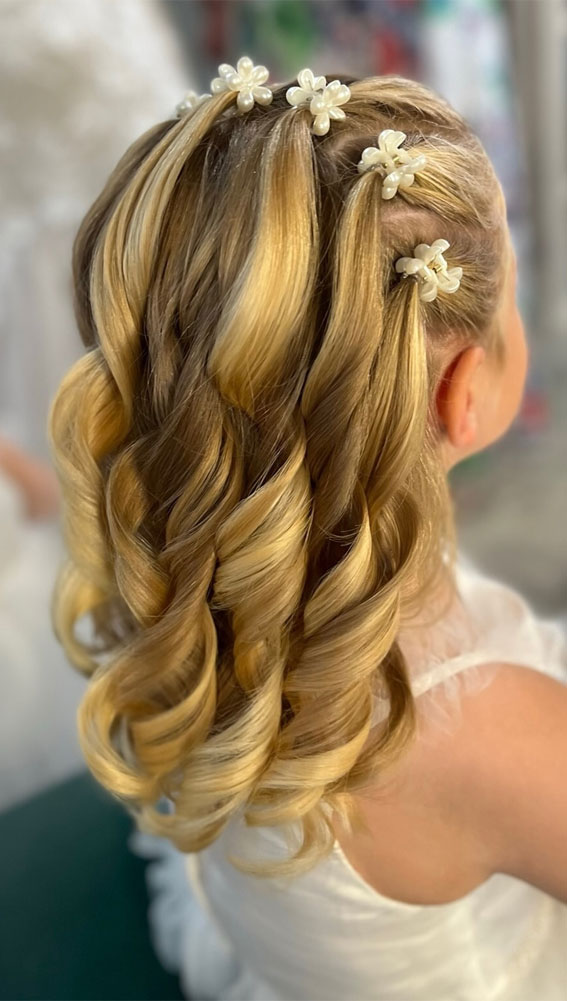 28 Enchanting Flower Girl Hairstyles : Waterfall-inspired Hair Down 