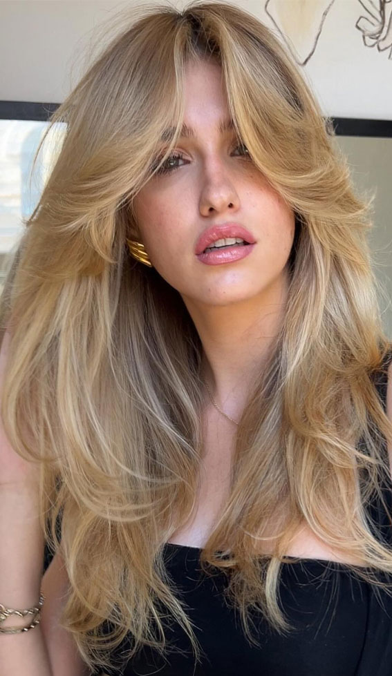 27 Effortlessly Elegant Long Straight Hairstyles That Wow : Stylish Layered Blonde