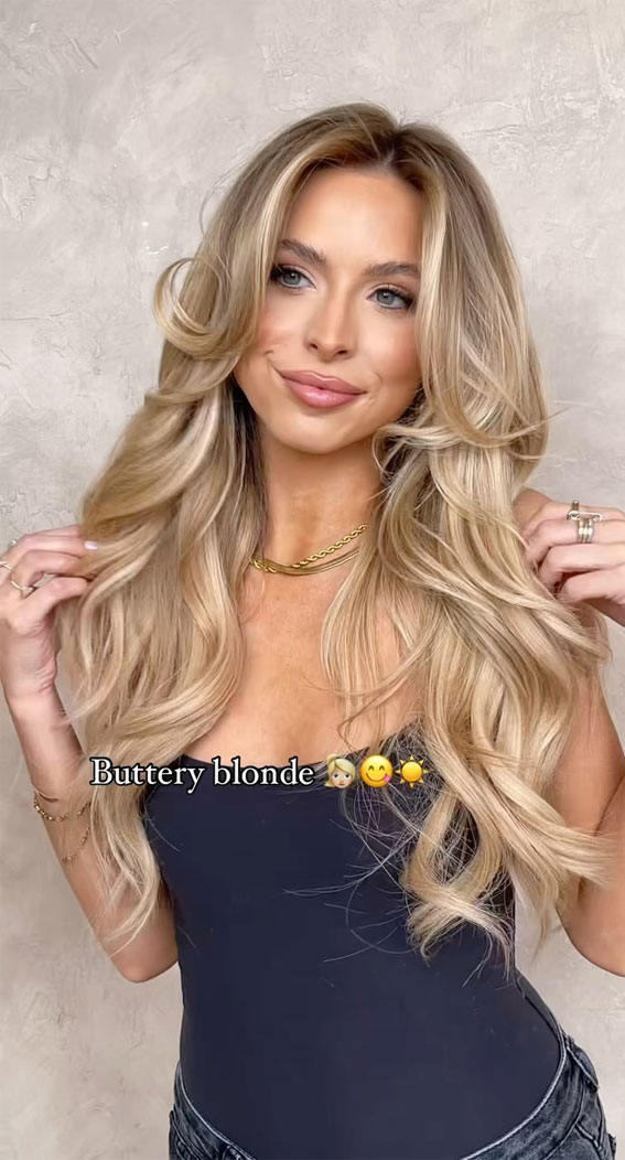27 Effortlessly Elegant Long Straight Hairstyles That Wow : Buttery Blonde