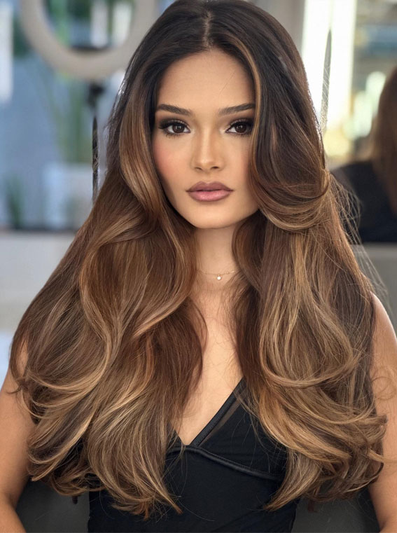 27 Effortlessly Elegant Long Straight Hairstyles That Wow : Butterscotch Balayage with Caramel Highlights