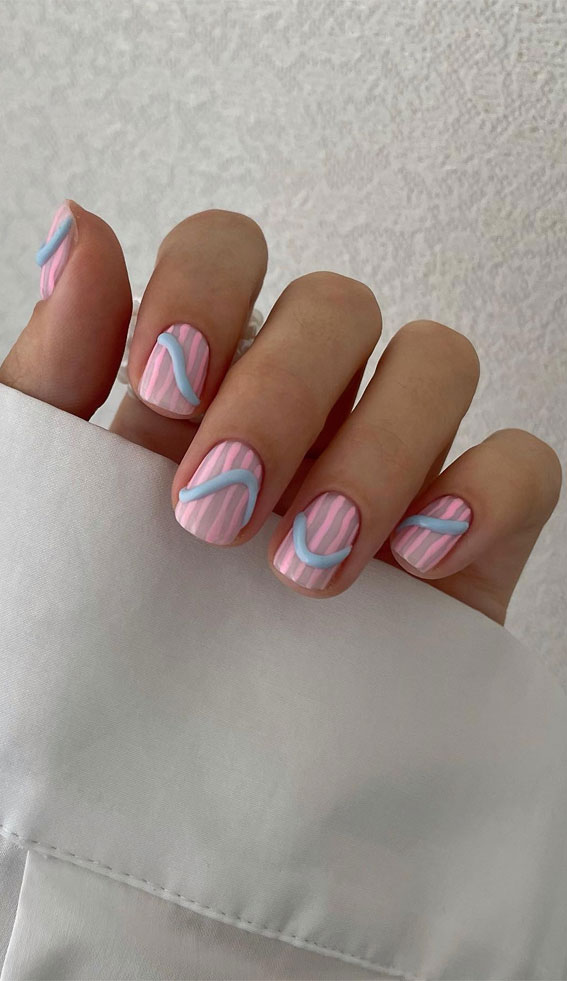 35 Creative Nail Art Inspirations to Transform Your Tips : Chic Contrasts