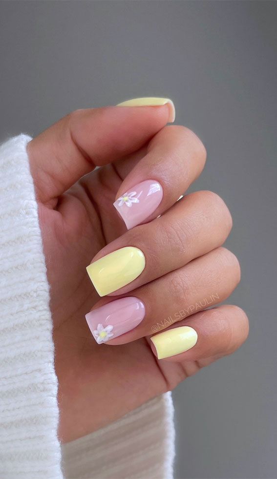 35 Creative Nail Art Inspirations to Transform Your Tips : Sun-Kissed Blooms