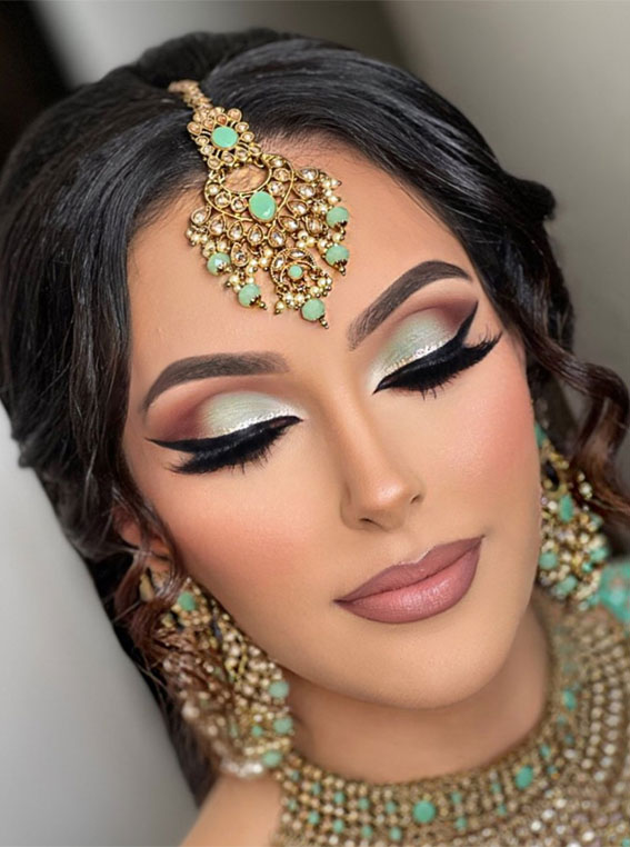 32 Bridal Makeup Ideas for a Radiant Look : Mint & Gold Glam Bride