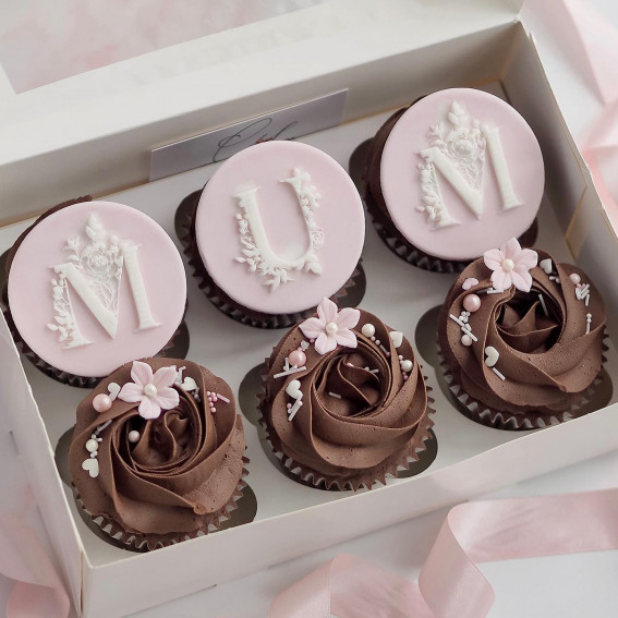 40 Cute Cupcake Ideas For Every Party : Mother’s Day Cupcakes in Chocolate