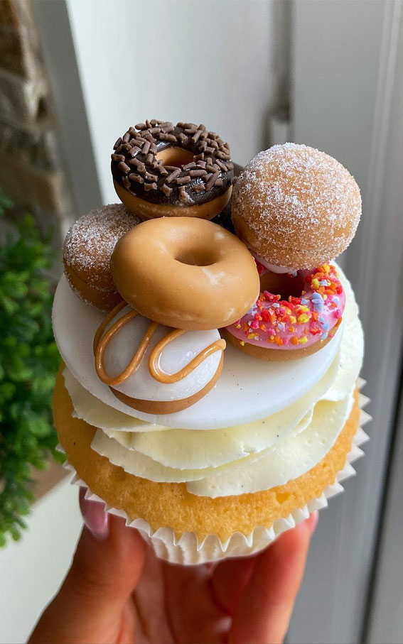 40 Cute Cupcake Ideas For Every Party : Donut Inspired Cupcake