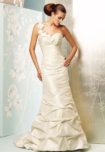 Paloma Blanca ,Lace wedding dresses, Ivory wedding dresses