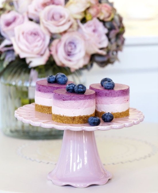 Layer wedding cake, triple layer cheesecake