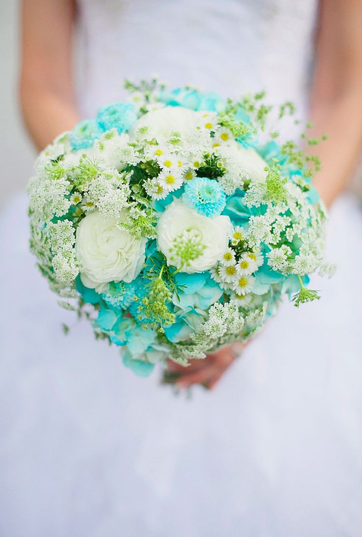 aqua green wedding bouquet,aqua green wedding colors palette,aqua summer wedding