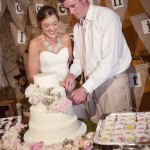 cutting the cake wedding rustic chic ideas,