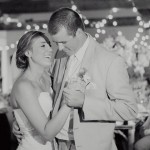 rustic chic wedding ideas,country chic wedding ideas,bride and groom dance