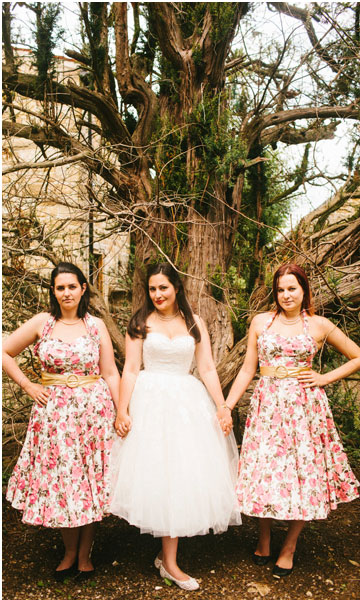 Floral printed bridesmaid dresses | A 1950 Tea Length Dress for a charming vintage tea party garden wedding picnic style | itakeyou.co.uk - uk wedding blog