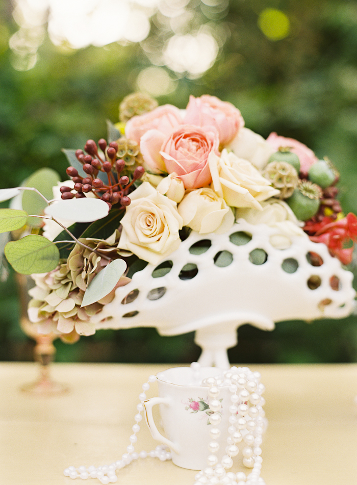 centerpieces,Will you be my bridesmaid? Bridesmaids Tea Party Shoot : see more https://www.itakeyou.co.uk/wedding/bridesmaids-tea-party-shoot/  photo : Caitlin Turner 