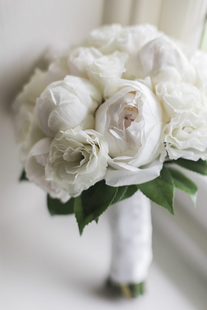 White wedding bouquet - Beautiful simple + elegant outdoor wedding under the Chateau in the garden | itakeyou.co.uk - garden wedding ,outdoor wedding ,blush wedding