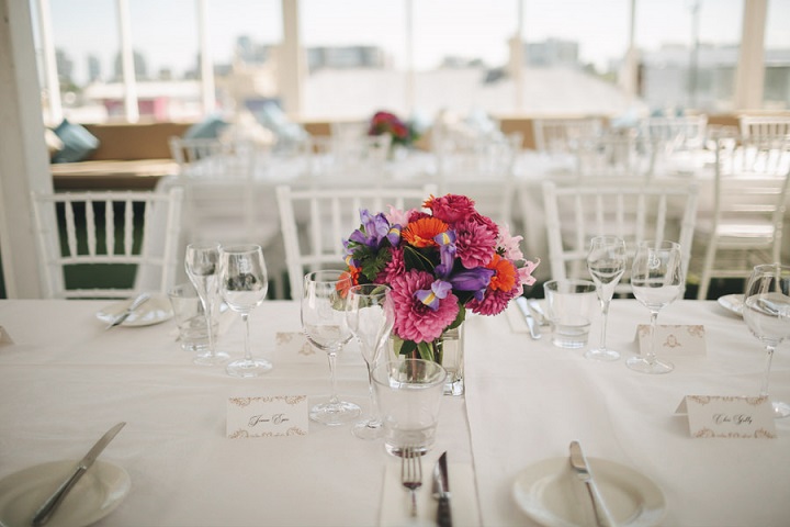 Wedding centerpieces - Vibrant Rooftop Wedding | itakeyou.co.uk #wedding #vibrantwedding #rooftopwedding