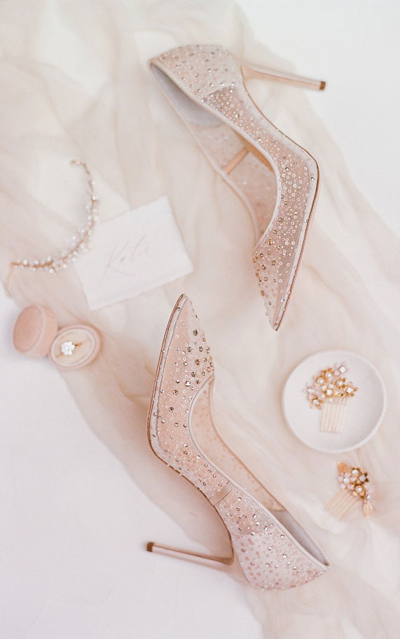 Best White & Ivory Wedding Shoes For Every Venue