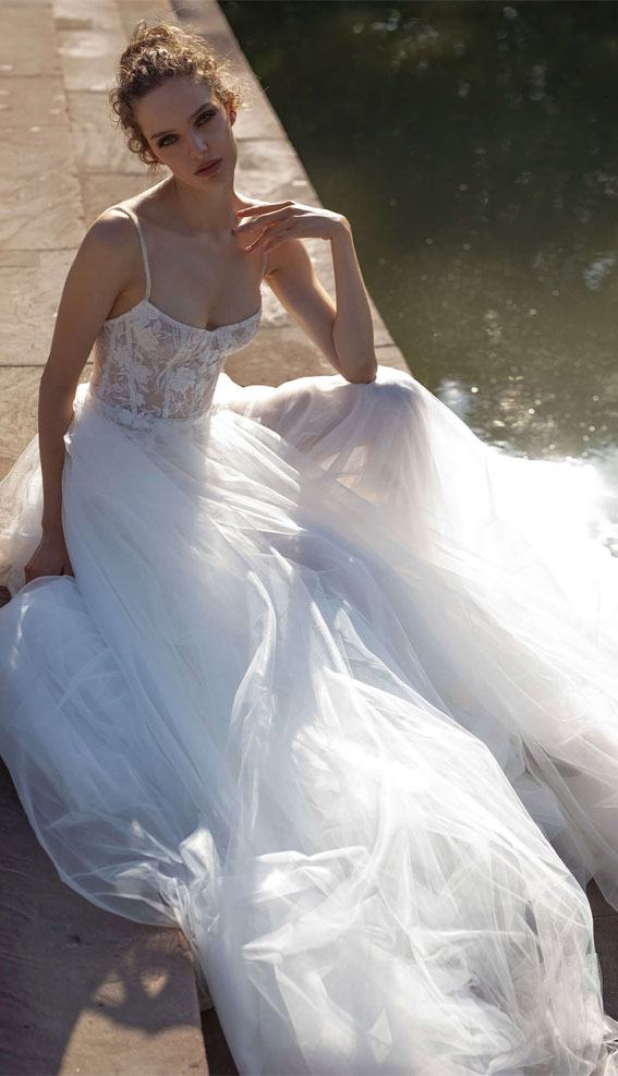 Helena Kolan wedding dress 2020 – Timeless Bridal Collection